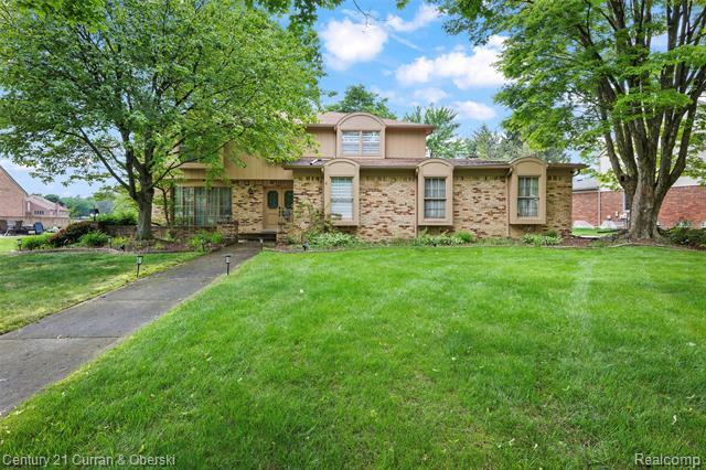 Property Photo: 29801 Deer Run MI 48331