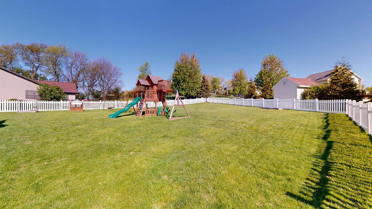 Property Photo: 184 Badger Lane WI 53563