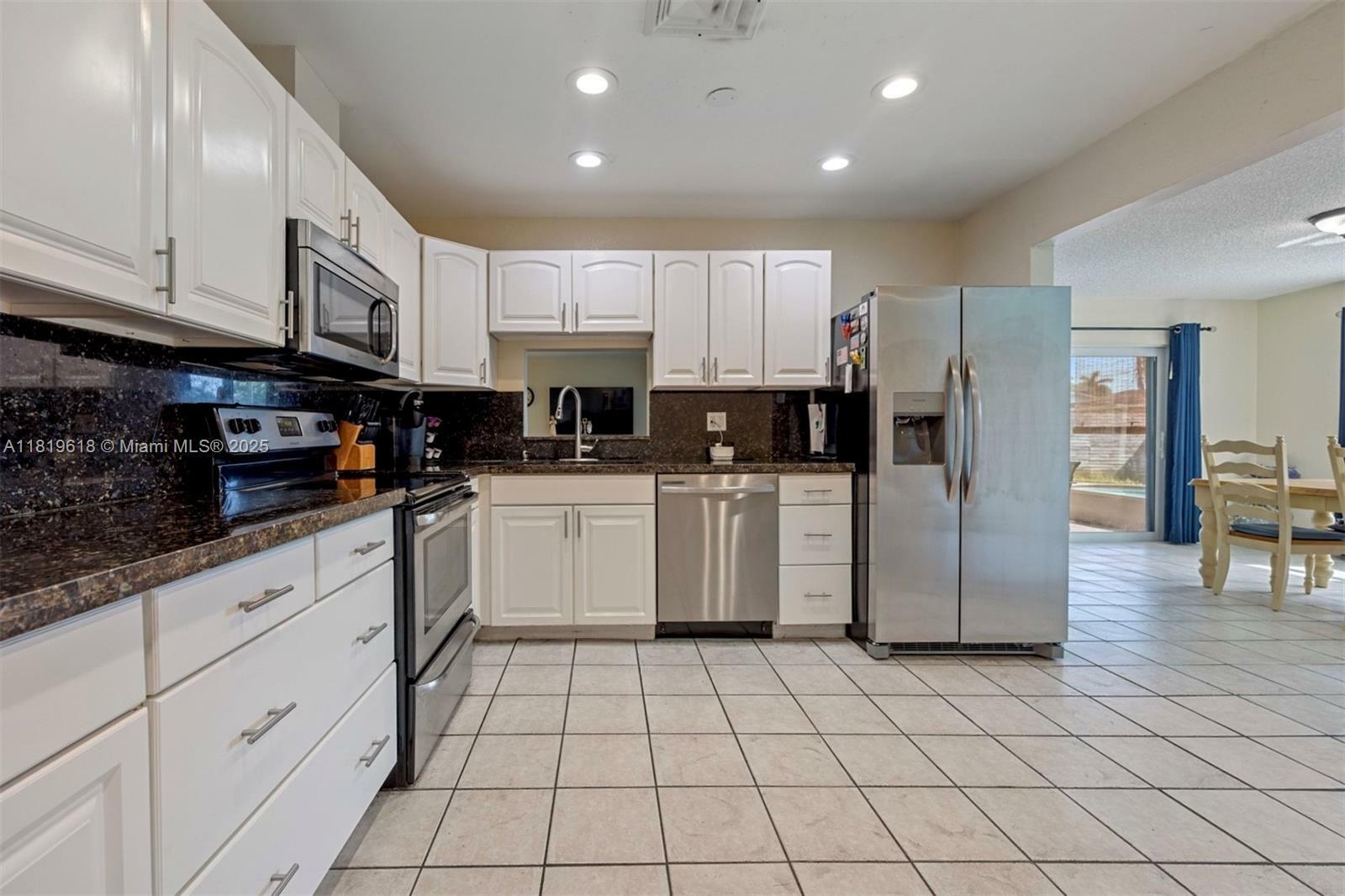 Property Photo: 740 NW 97th Ter FL 33024