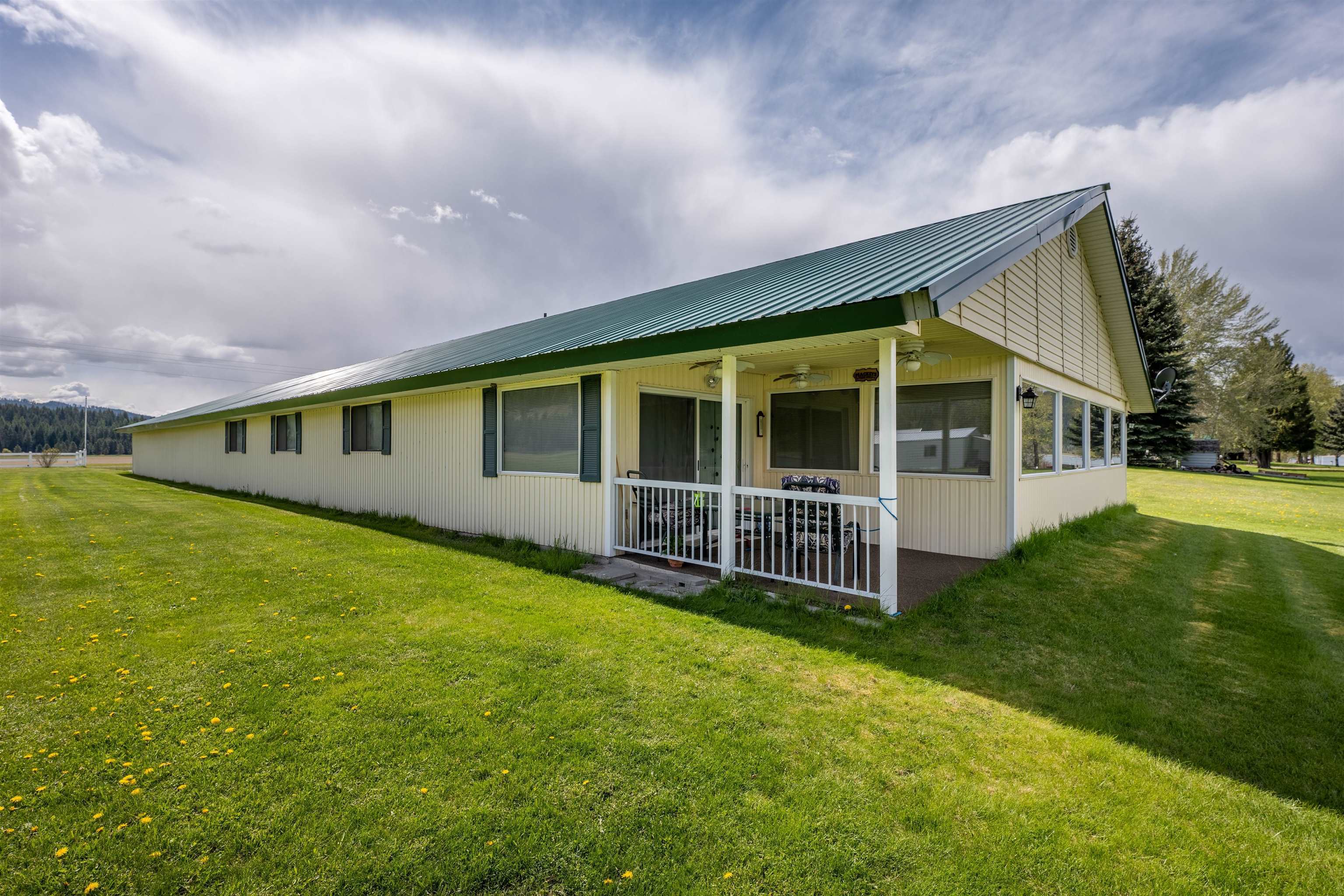 Property Photo: 1651 Riverbend Loop Rd WA 99119