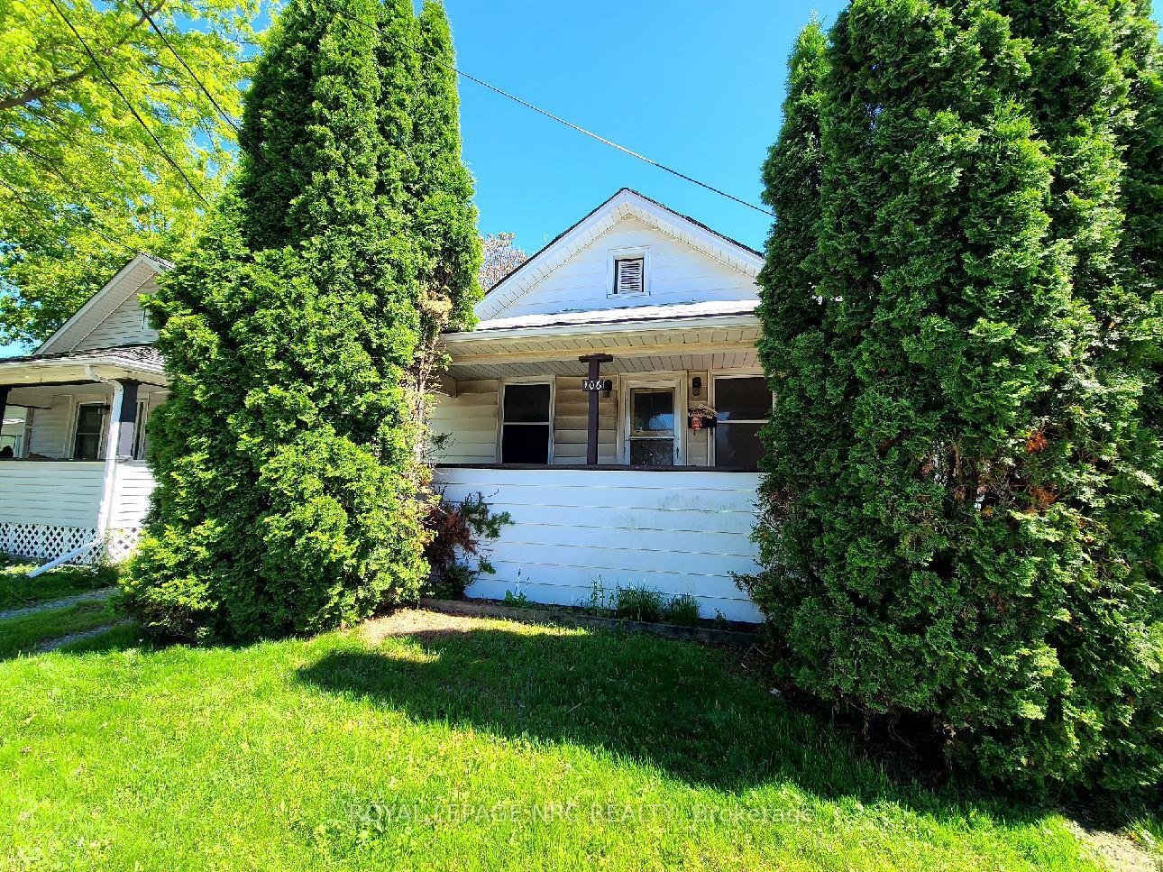 Property Photo: 106 Carlton Street ON L2R 1R3