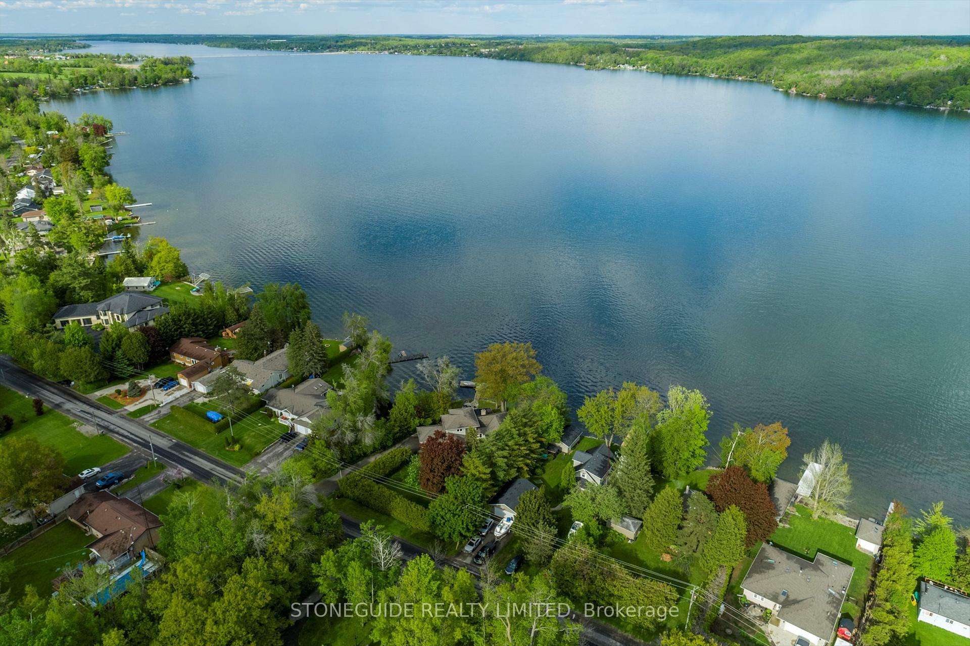 Photo de la propriété: 409 Gifford Drive ON K9J 6X2