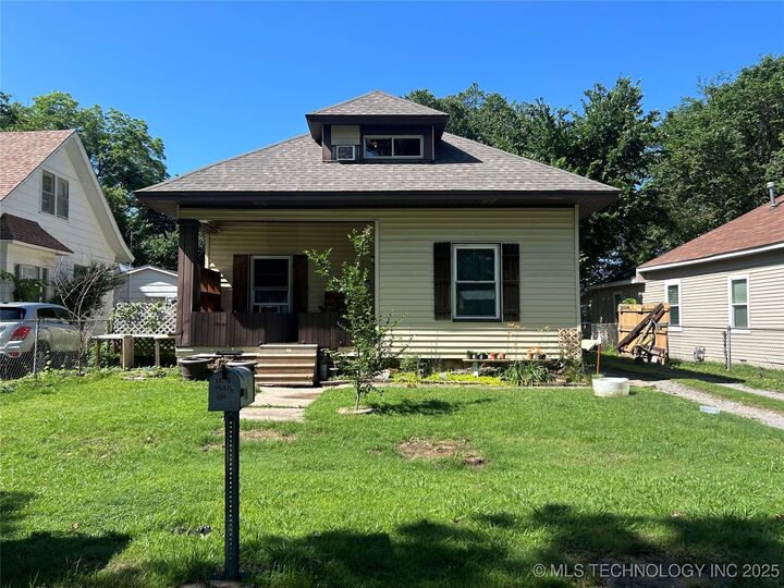 1611 Baltimore Street  Muskogee OK 74403 photo