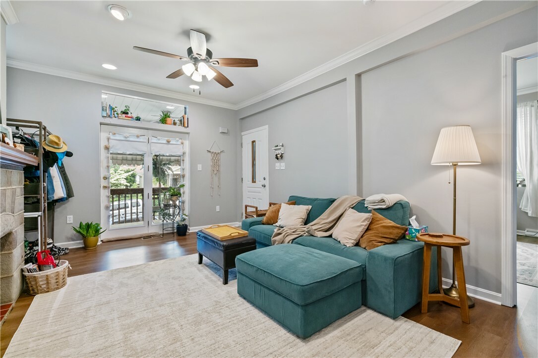 Property Photo: 1503 Kenberma Ave PA 15216