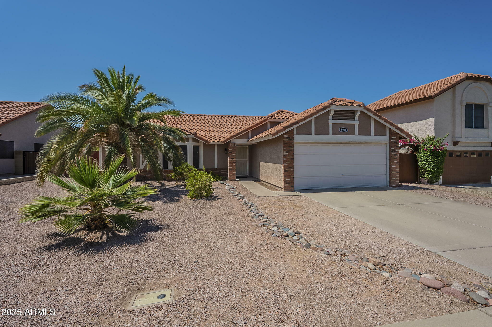 Property Photo: 5911 E Evergreen Street AZ 85205