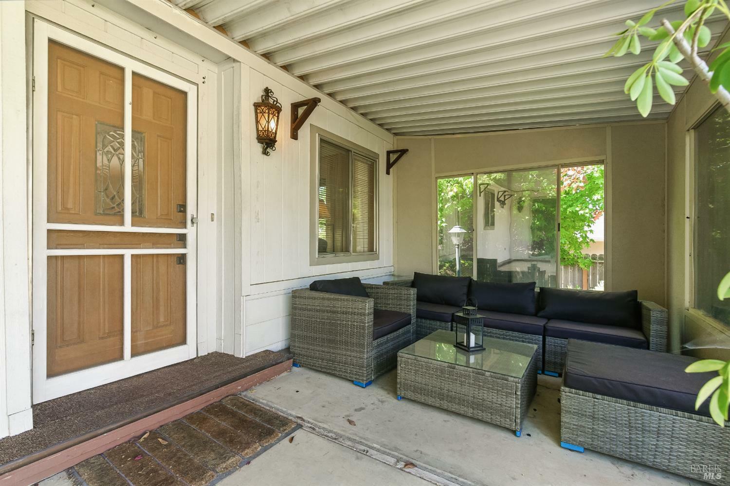 Property Photo: 154 Brookview Court CA 95409