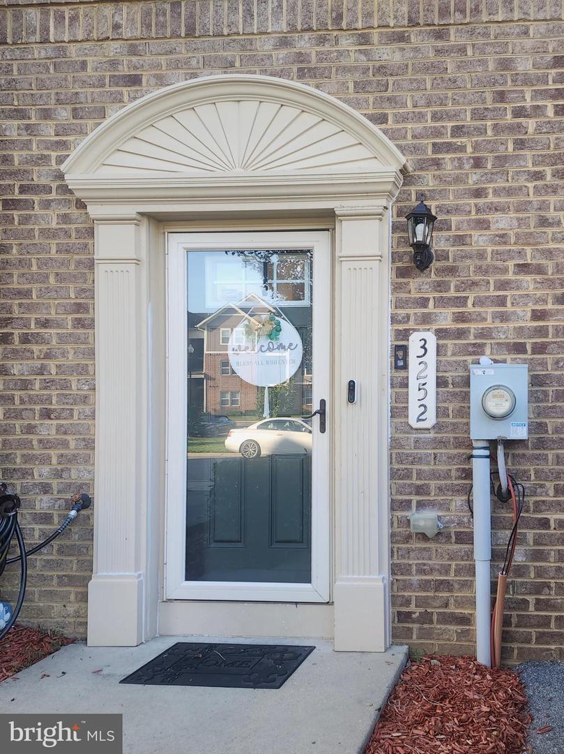 Property Photo: 3252 Green Cove Place MD 20601