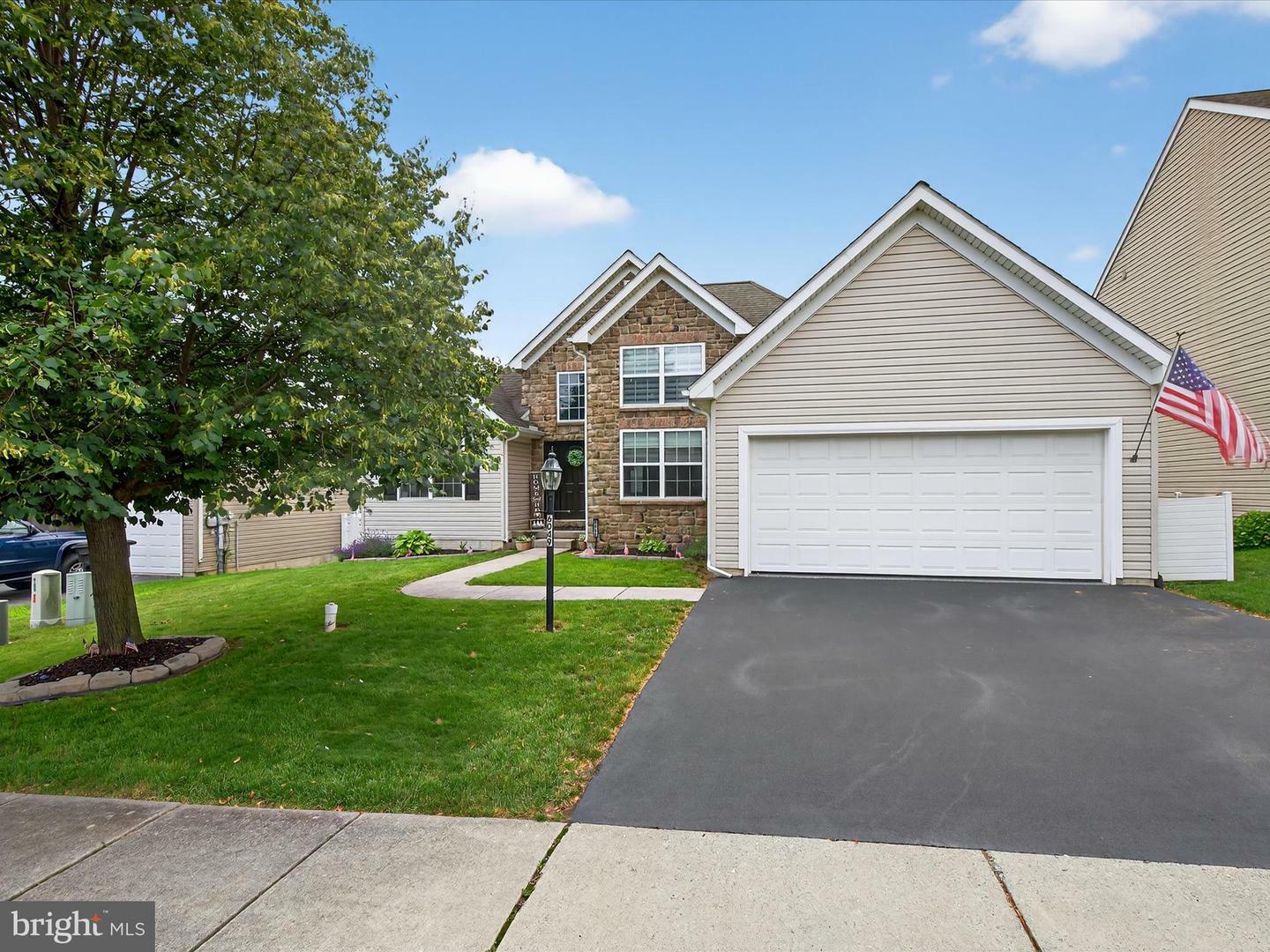 Property Photo: 6049 Bayberry Avenue PA 17545