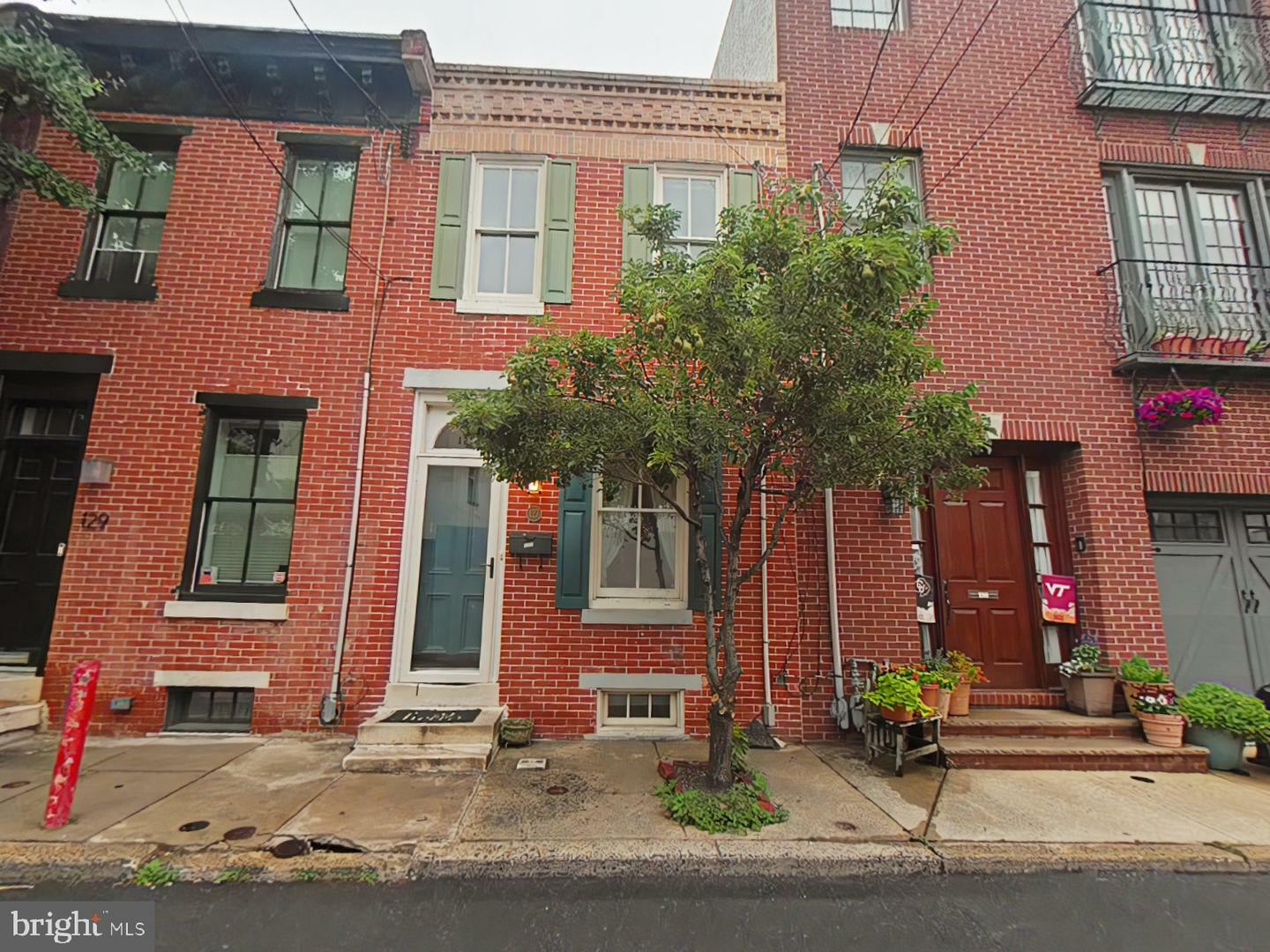 127 Monroe Street  Philadelphia PA 19147 photo