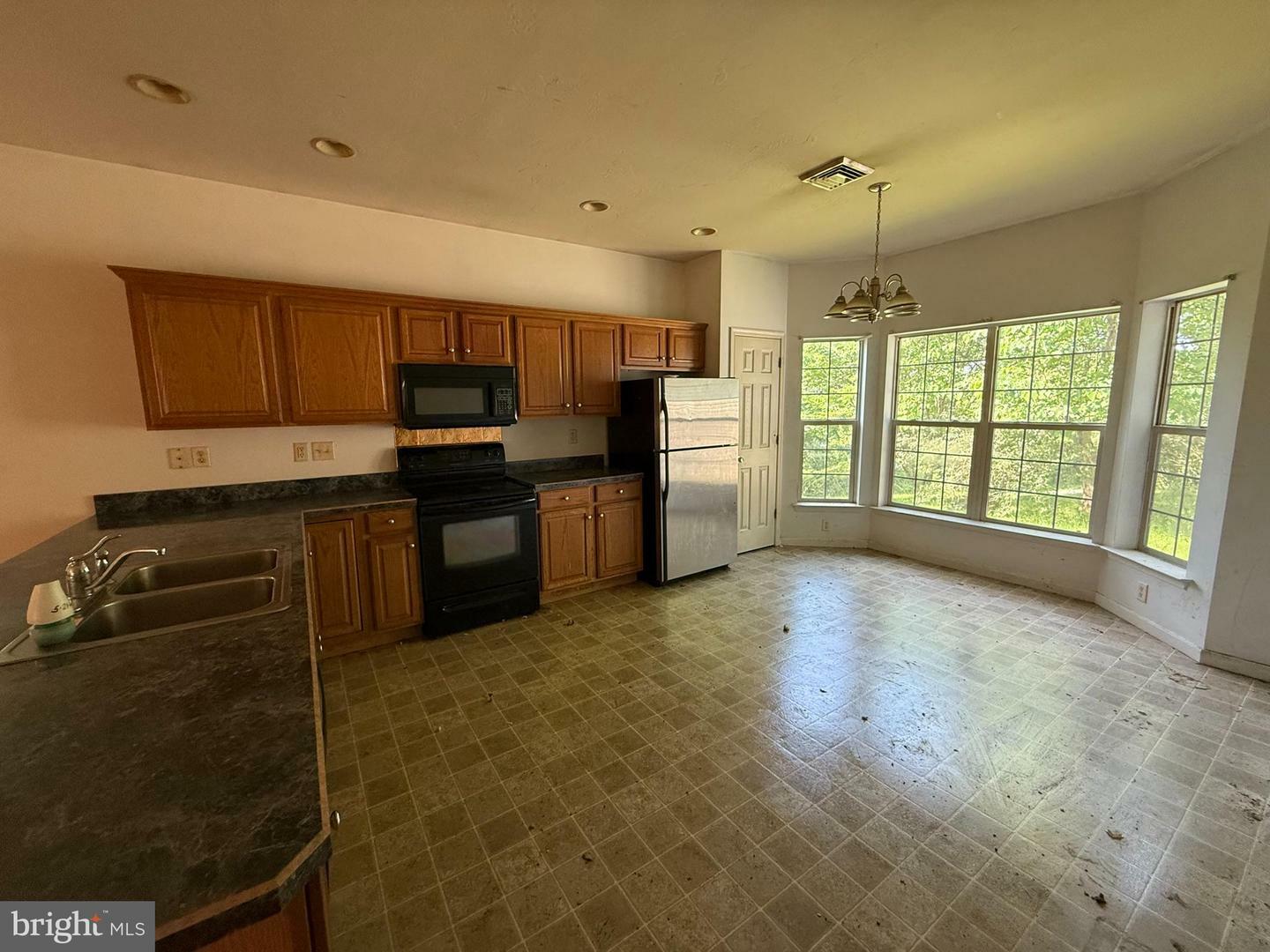 Property Photo:  12 RR Mountain Street  PA 17065 