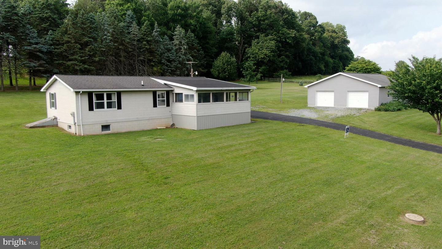 1953 Renoll Lane  Spring Grove PA 17362 photo