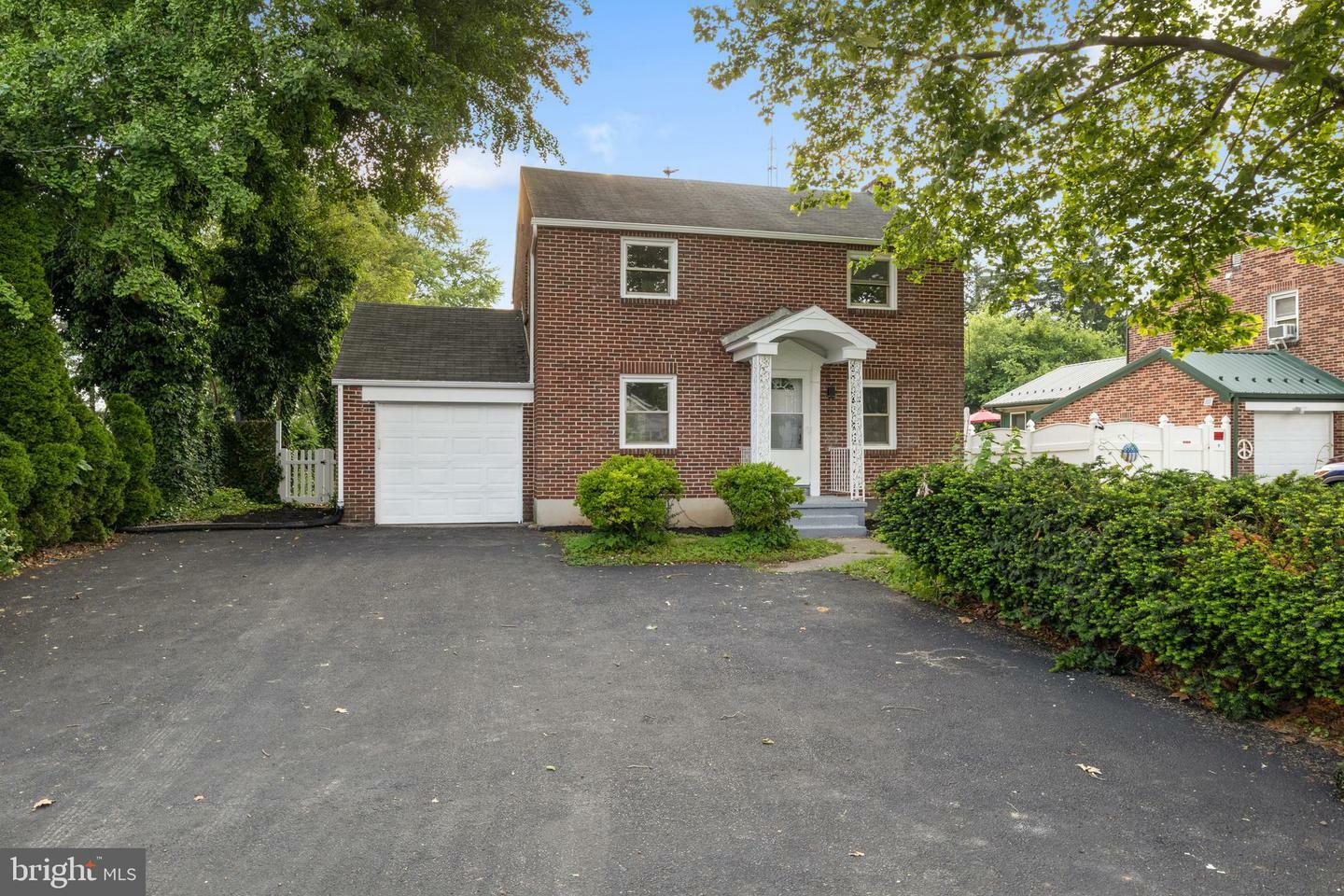 Property Photo: 2628 N George Street PA 17406
