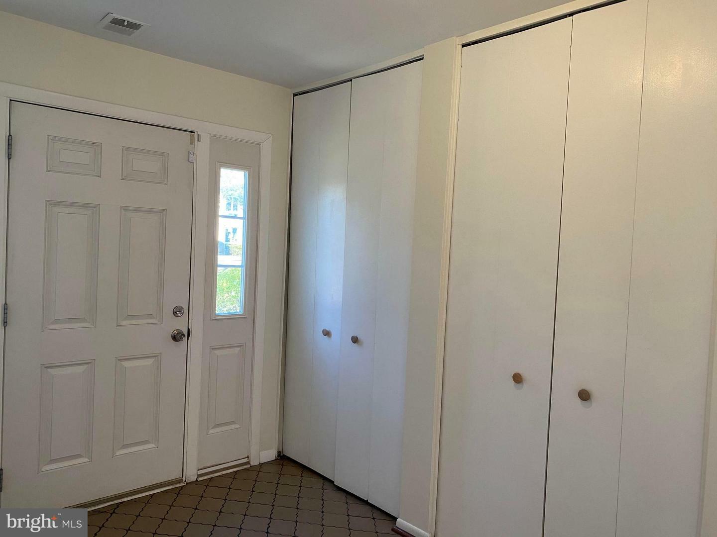 Property Photo: 12909 Chathlake Lane MD 20904
