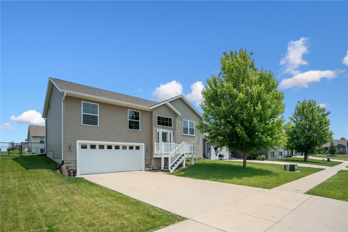 Property Photo: 5761 Hertz Drive IA 52302