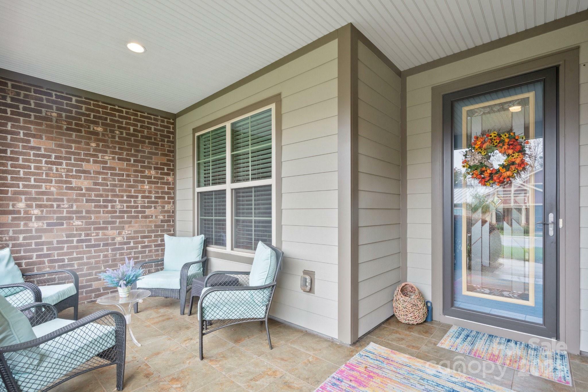 Property Photo: 499 Granite Lake Court NC 28037