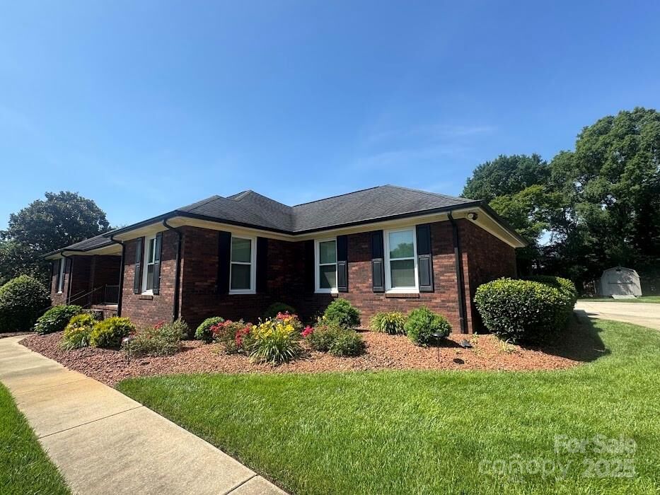 Property Photo:  6339 River Front Drive  NC 28075 