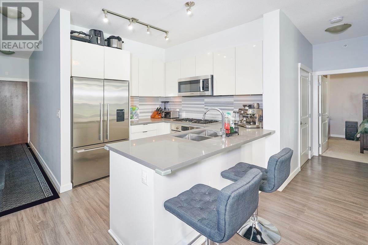 Property Photo: 3168 Riverwalk Avenue 503 BC V5S 0B8
