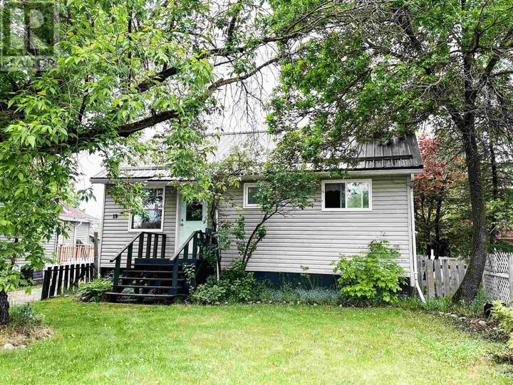19 Fifth St  Balmertown ON P0V 1C0 photo