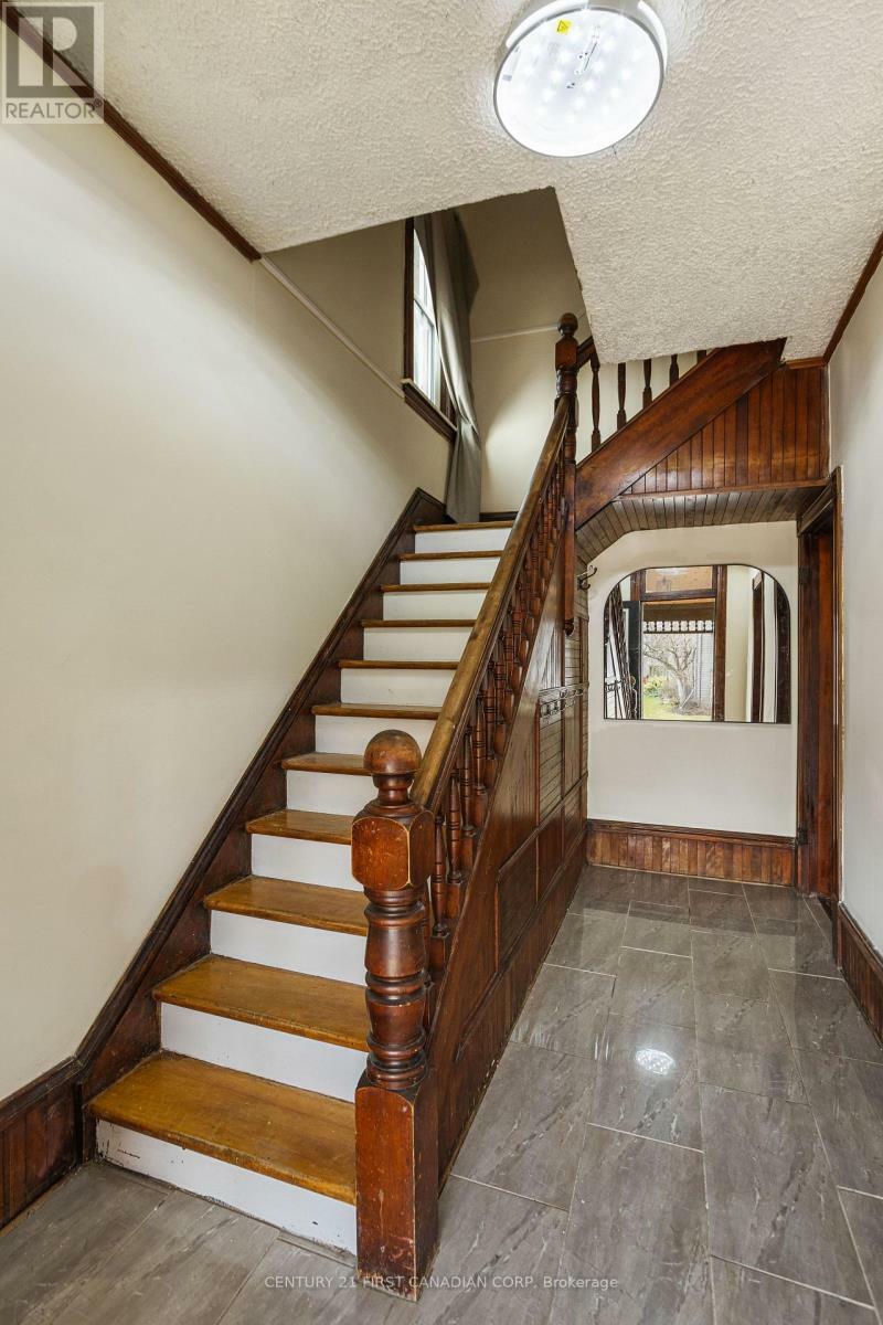 Property Photo: 79 Scott Street ON N5P 1L1