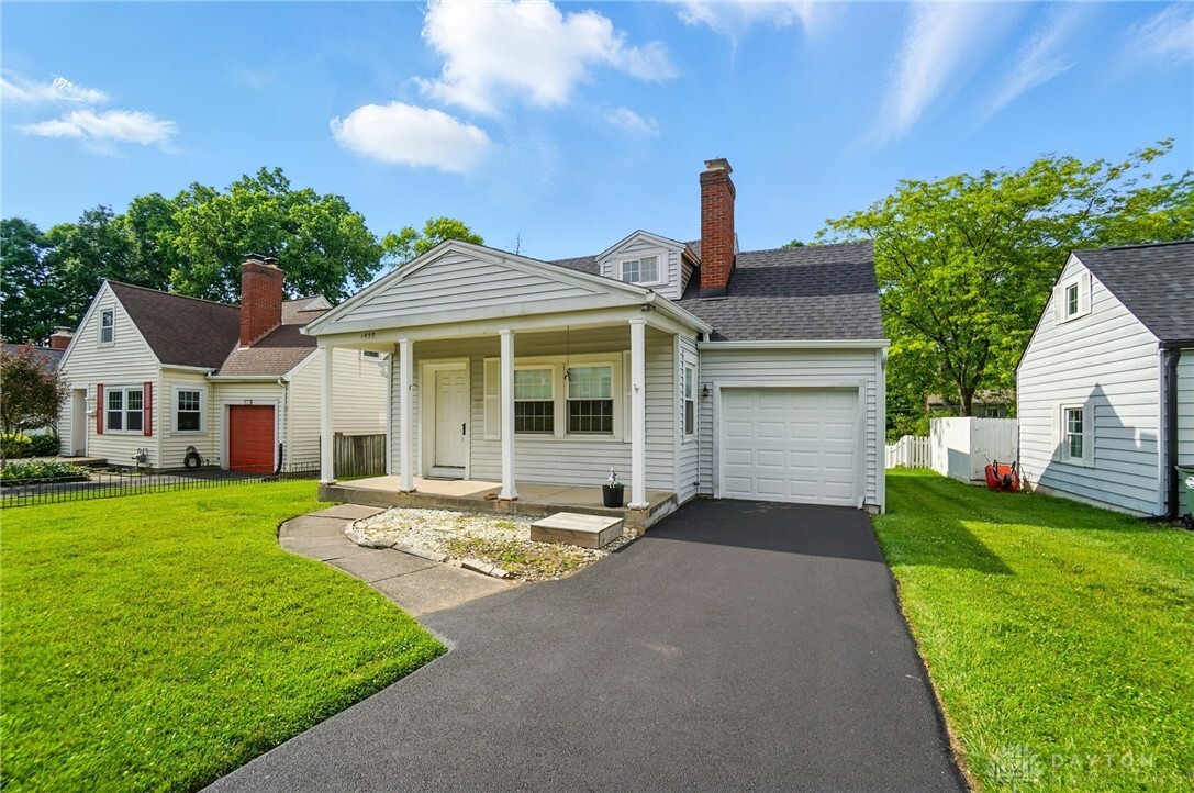 Property Photo:  1437 Abingdon Road  OH 45409 