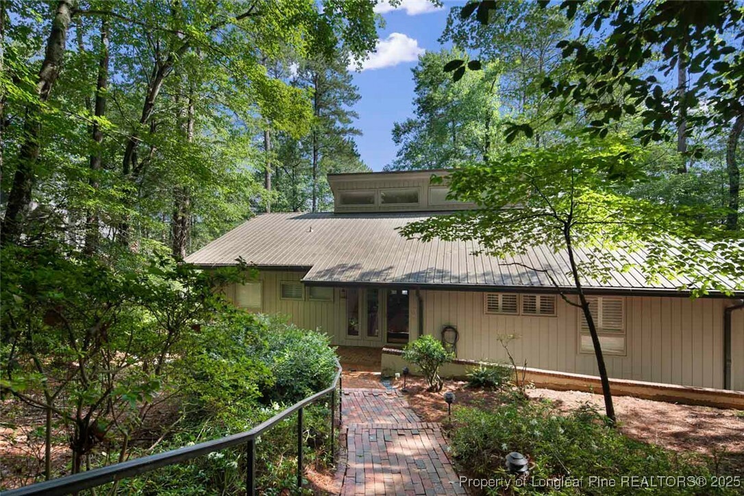 Property Photo: 1363 Maryland Court NC 27332