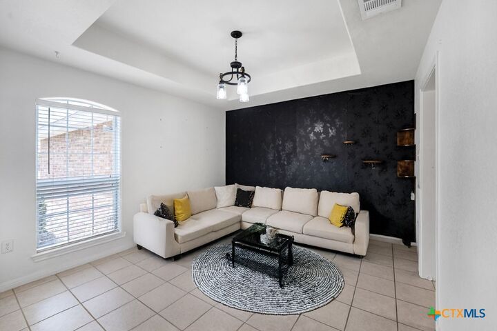 Property Photo:  637 Topaz Avenue  TX 78155 
