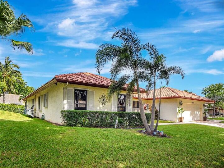 243 Woodlake Circle  Deerfield Beach FL 33442 photo
