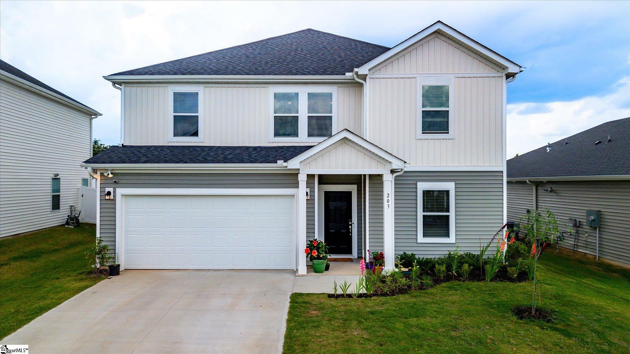 Property Photo: 203 Allenby Lane SC 29680