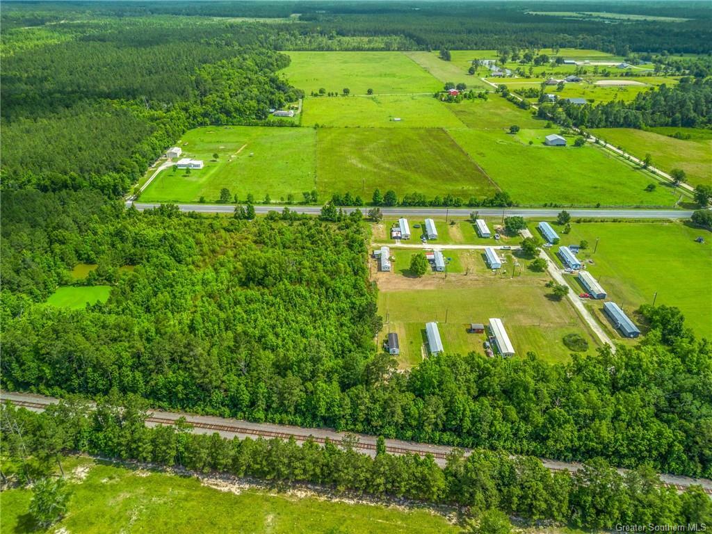 Property Photo: 15375 Hwy 190 Highway LA 70658