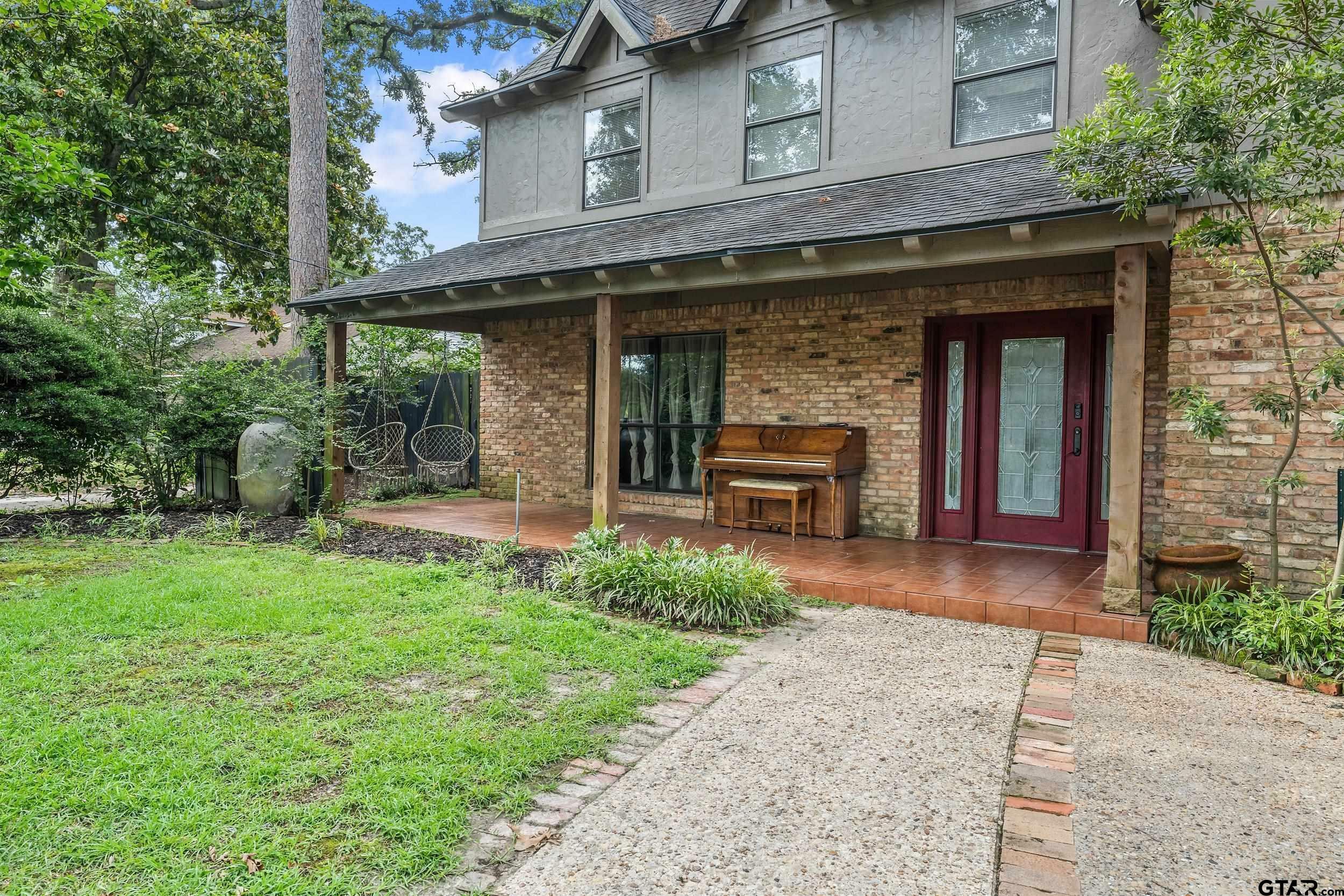 Property Photo: 725 Purdue TX 75701