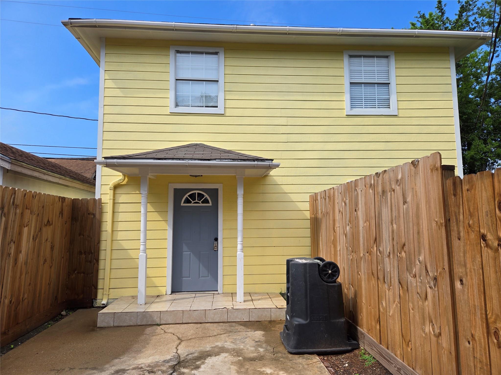 Property Photo:  4733 Jefferson Street 2  TX 77023 