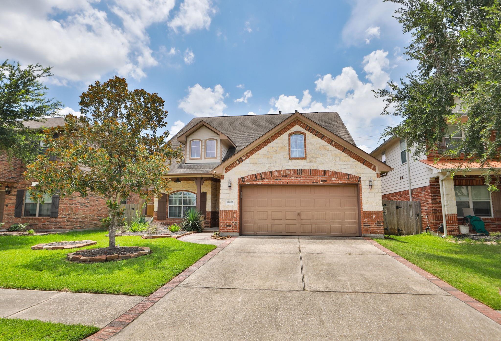 Property Photo: 28627 Lockeridge View Drive TX 77386
