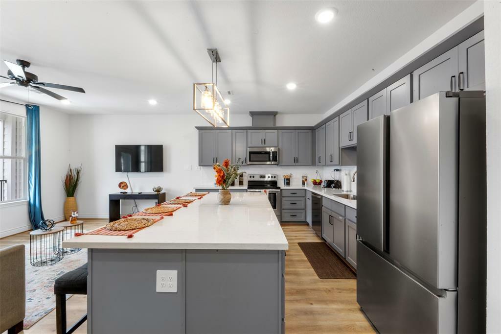 Property Photo: 5214 Sherman Street TX 77011