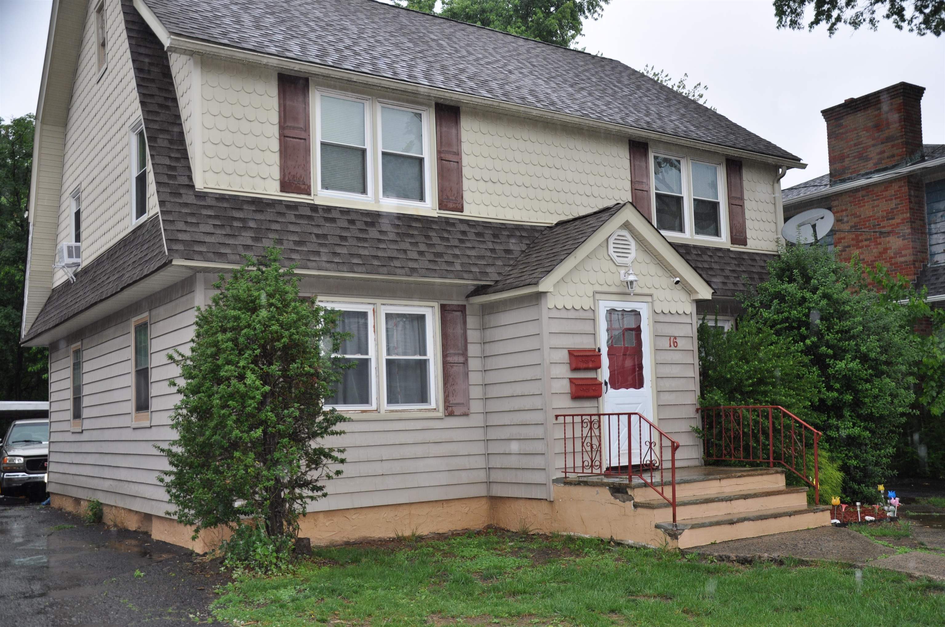 Property Photo: 16 Hughes Pl NJ 07424