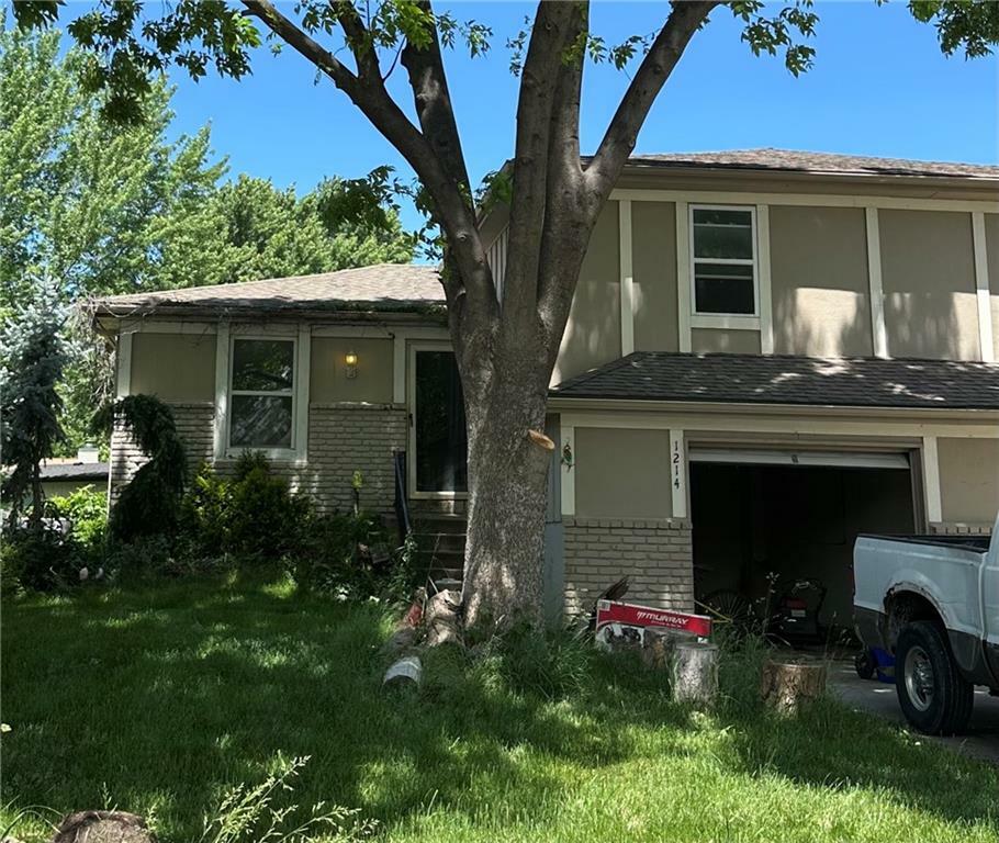 Property Photo: 1214 W Sheridan Street KS 66061