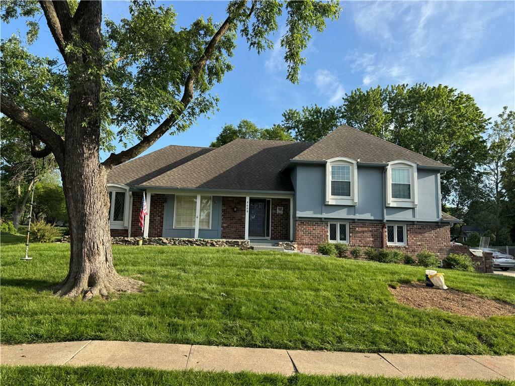 Property Photo: 9609 W 105th Terrace KS 66212