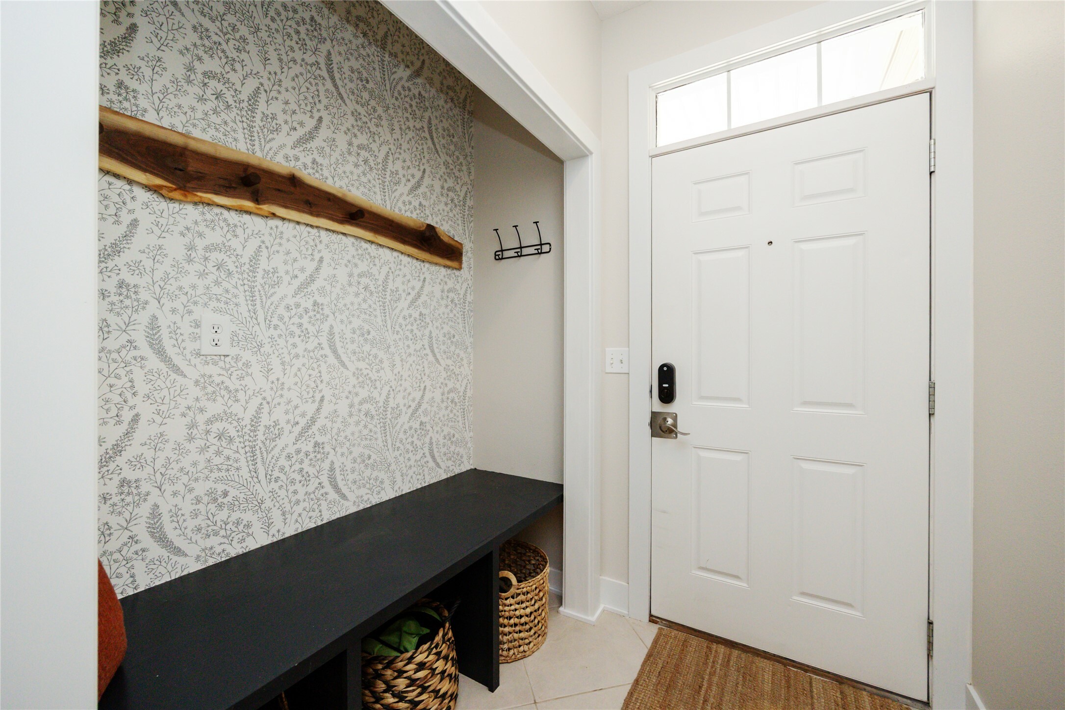 Property Photo: 5567 Meredith Drive 3A IA 50310
