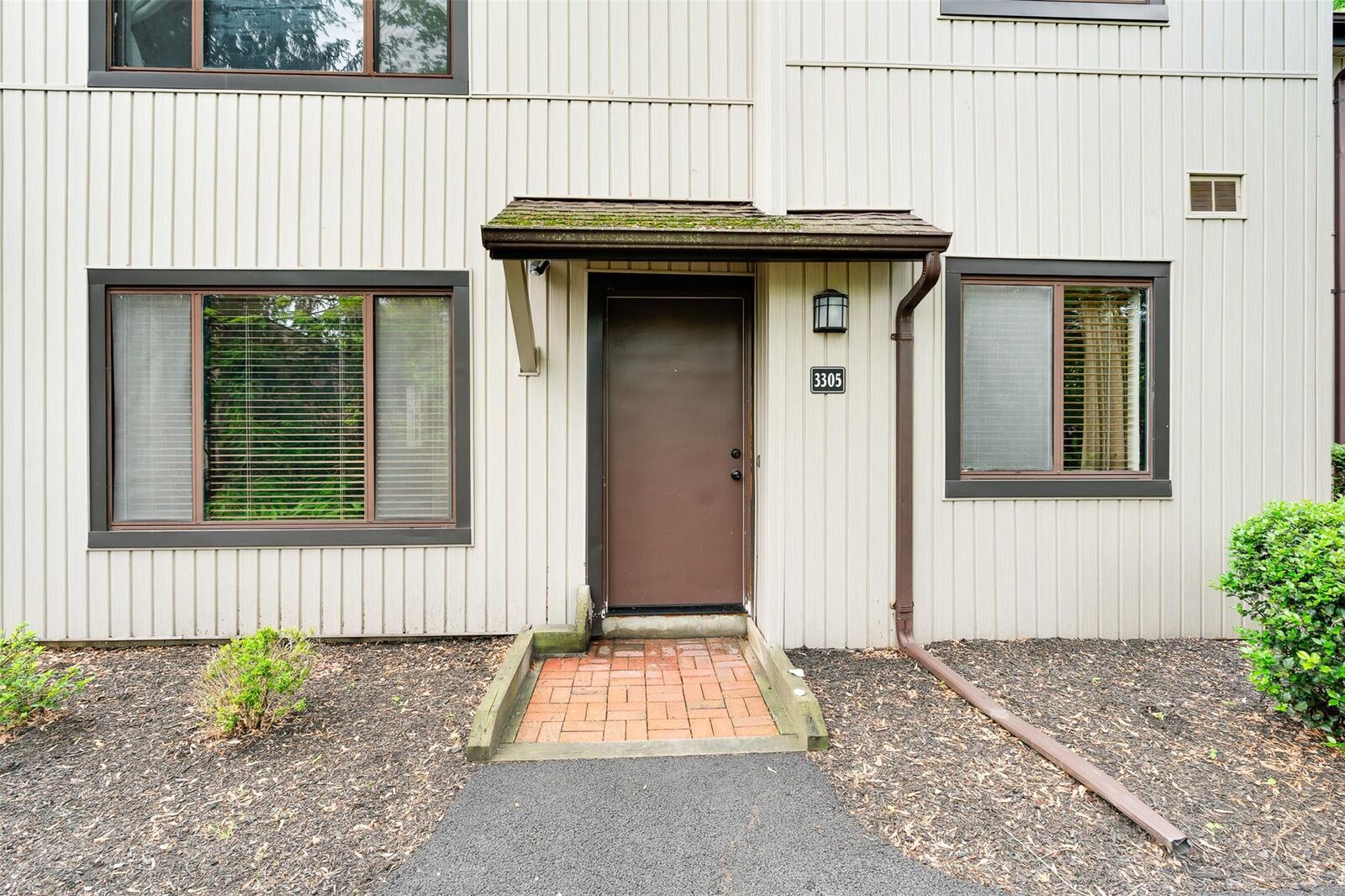 Property Photo:  3305 Pine Cone Court  NY 12603 
