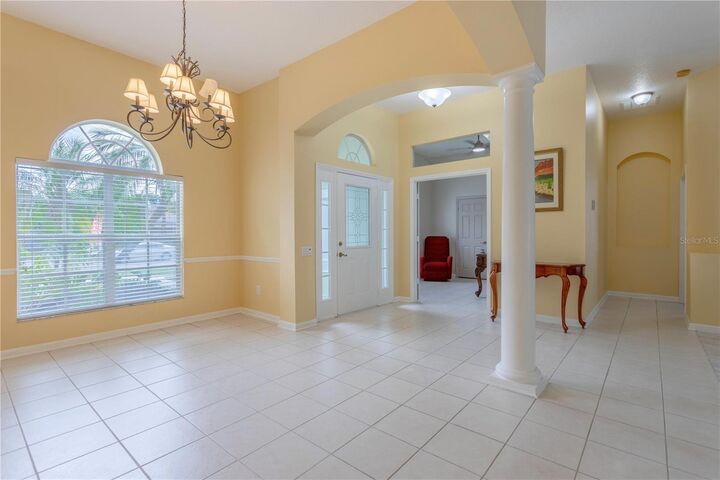 Property Photo: 2406 Blossomwood Drive FL 32765