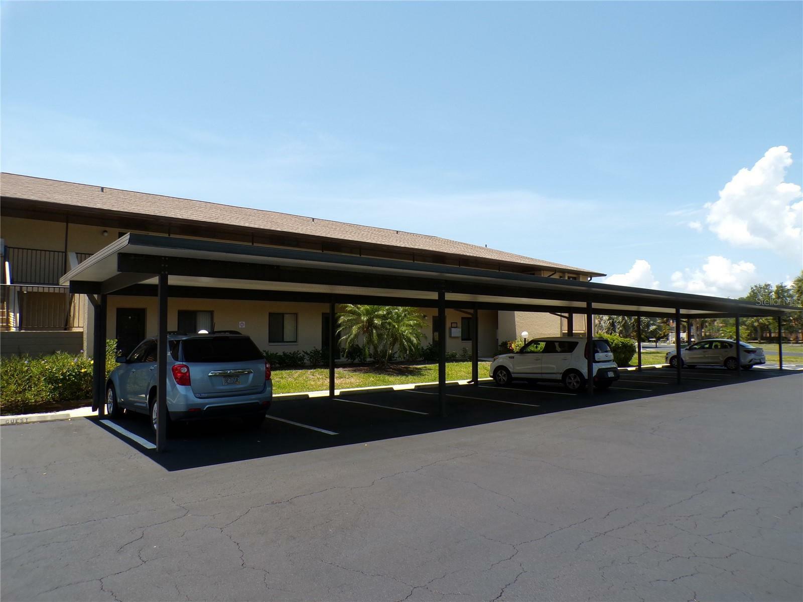 Property Photo: 4016 Oakview Drive J6 FL 33980