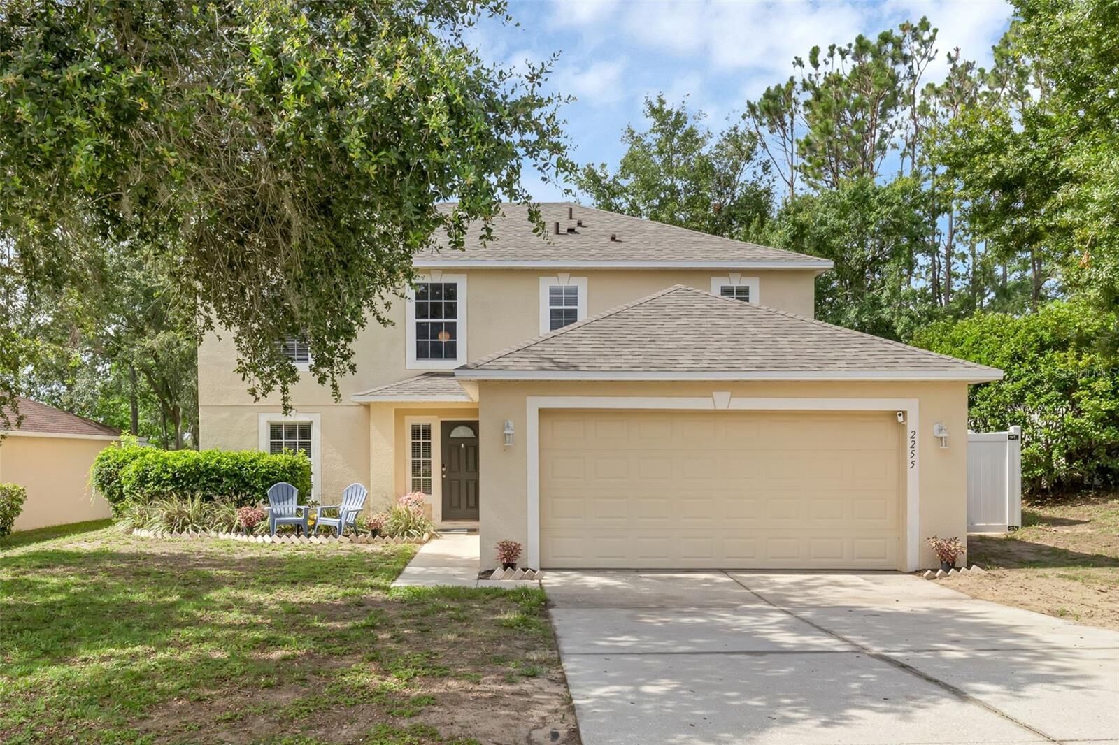 Property Photo: 2255 Tealwood Circle FL 32778