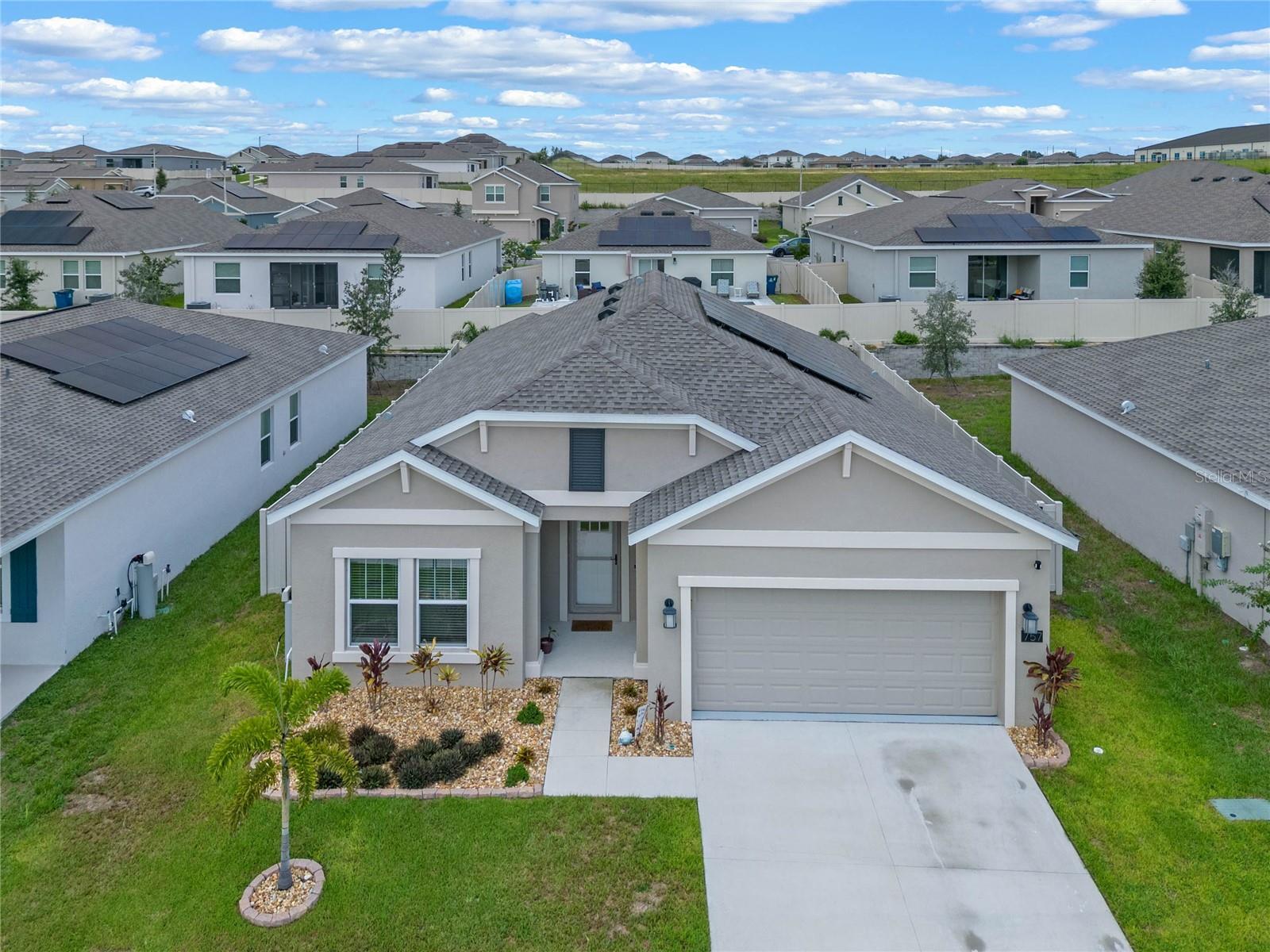 Property Photo:  757 Citrus Reserve Boulevard  FL 33837 