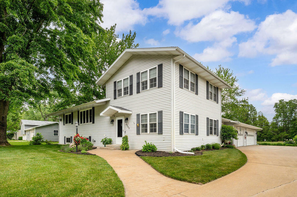 Property Photo: 5549 Newton Avenue MI 49038