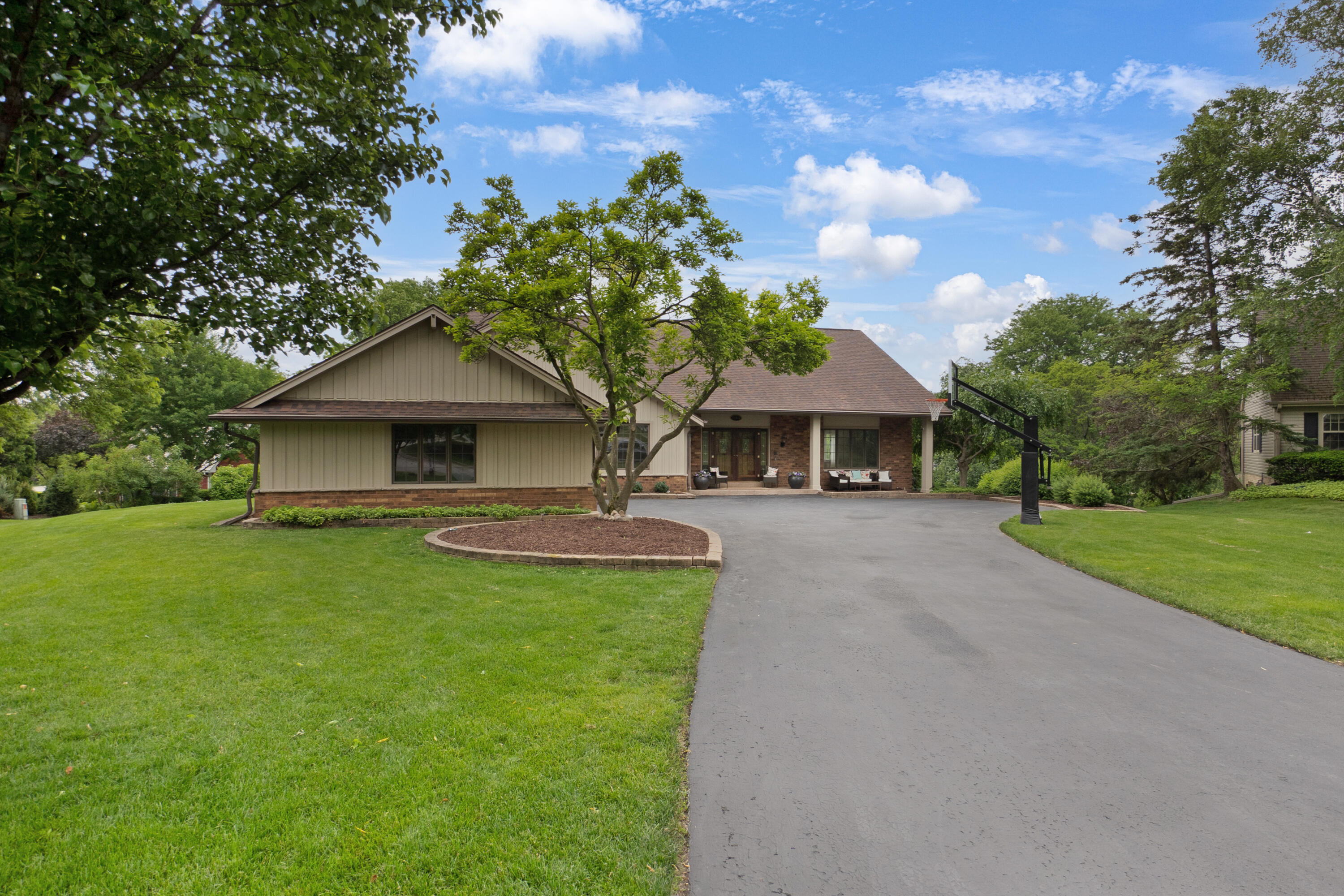 Property Photo:  17835 Colline Vue Ct  WI 53045 