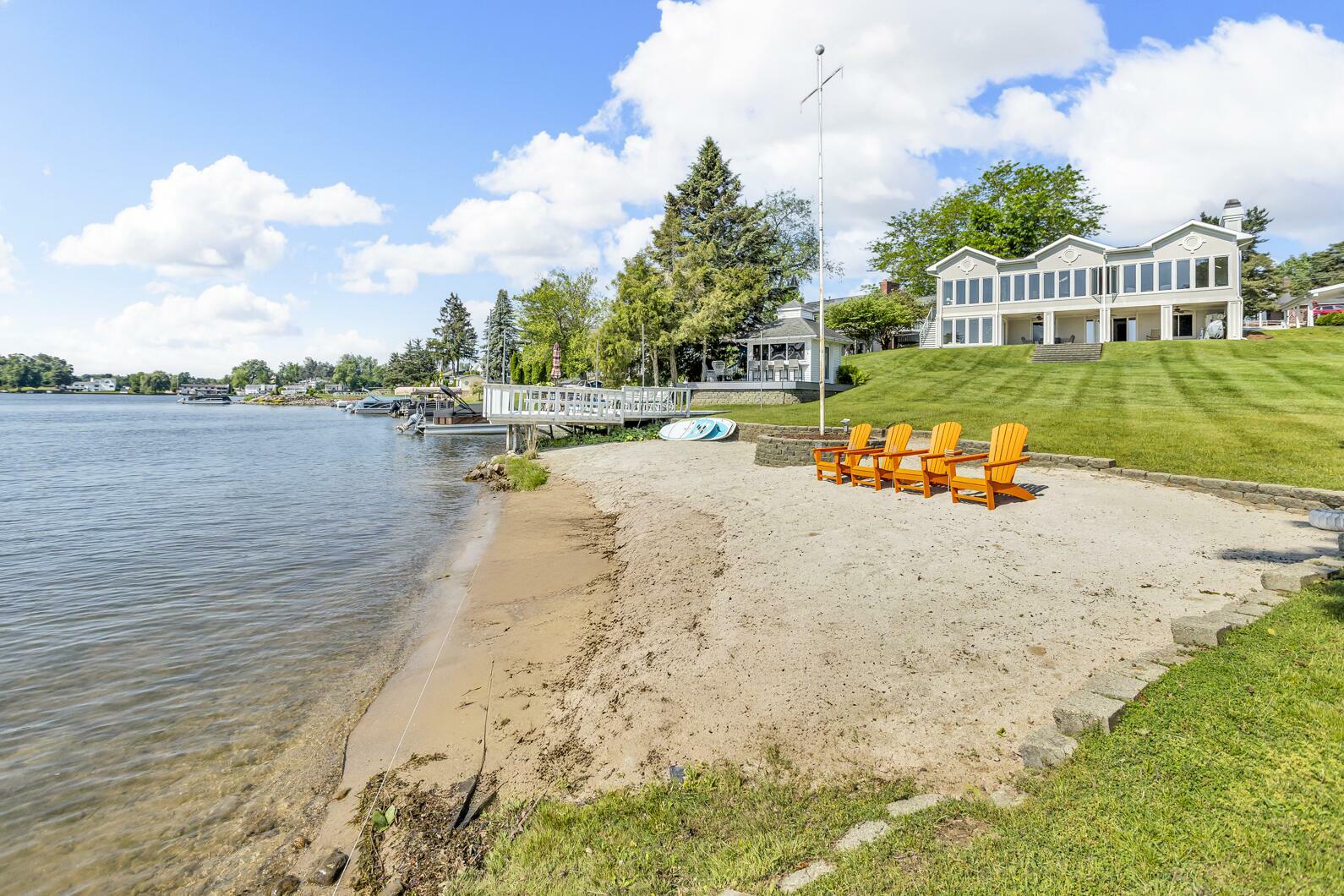 Property Photo:  11759 Greenbriar Drive  MI 49249 