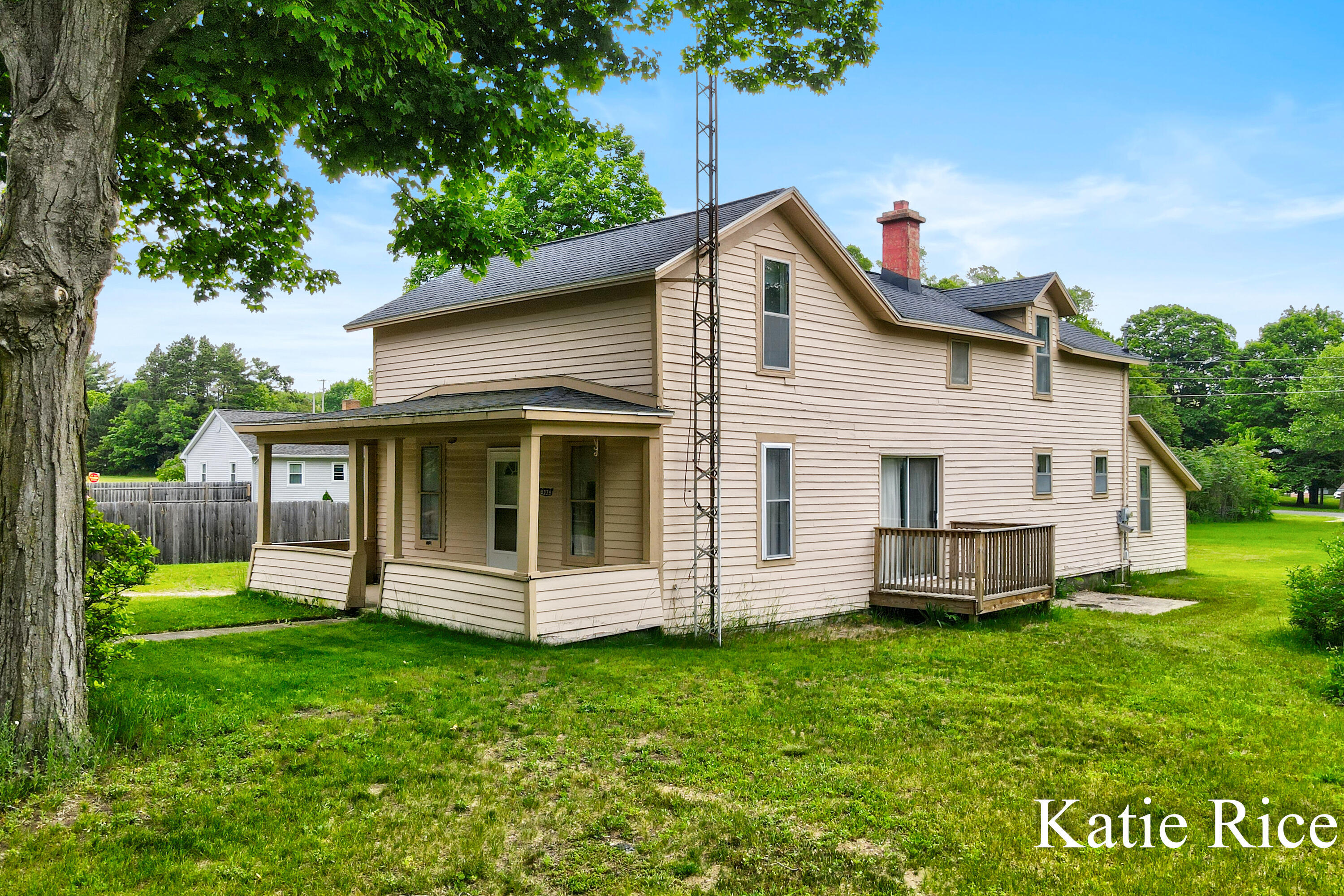 Property Photo: 8974 Park Street MI 49437
