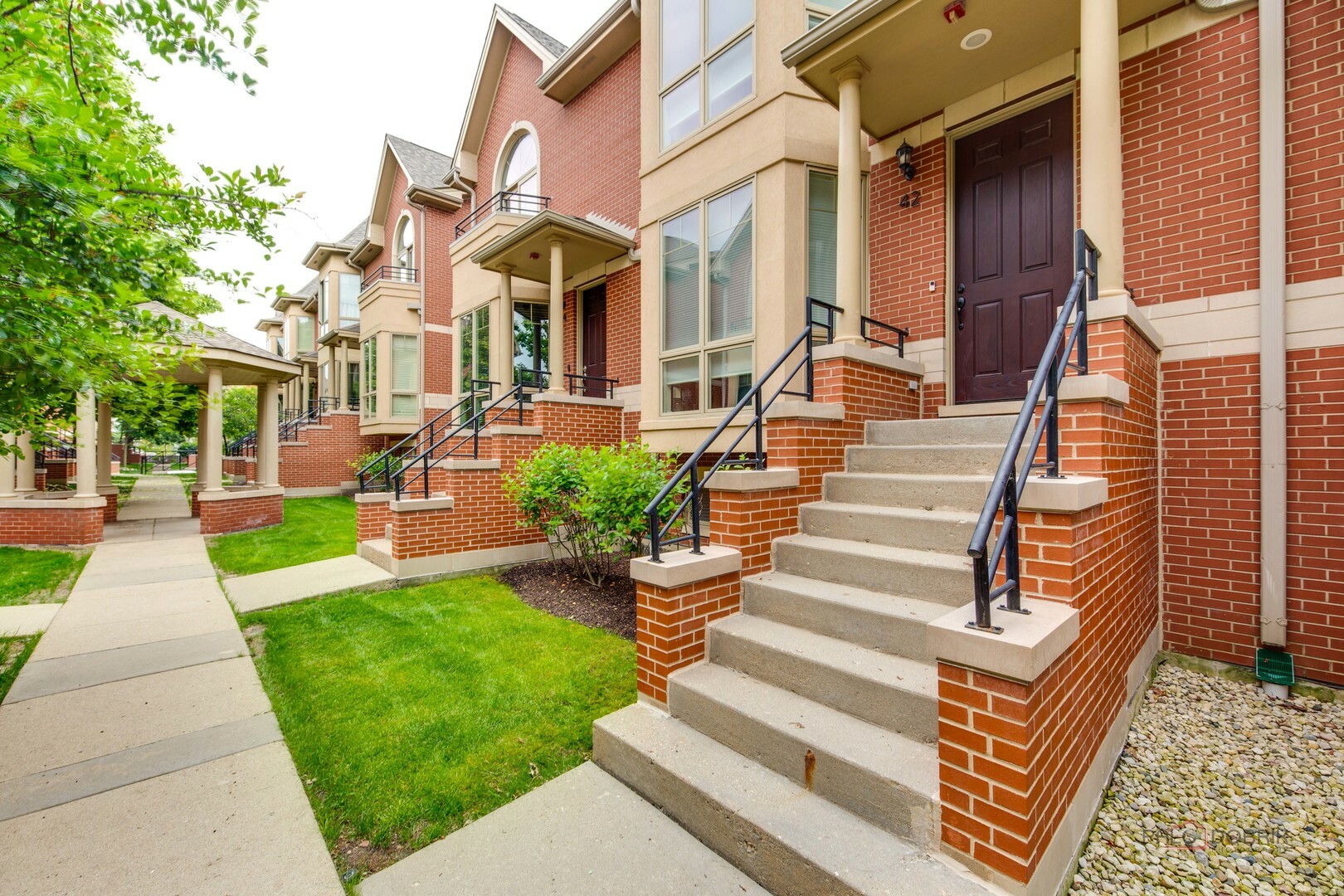 Property Photo: 42 Legacy Lane IL 60090