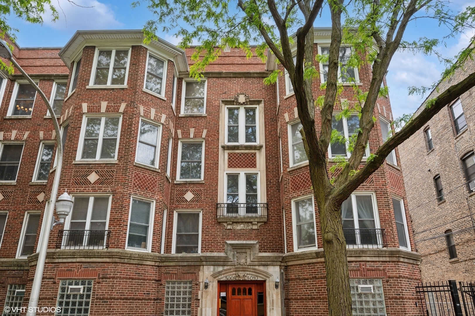 5010 N Glenwood Avenue 1  Chicago IL 60640 photo