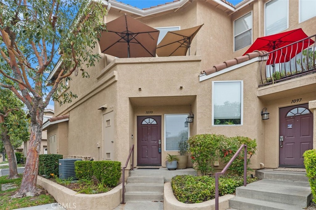 Property Photo: 1099 S Positano Avenue CA 92808