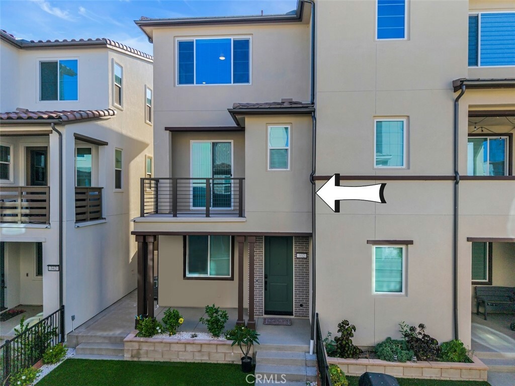 Property Photo: 332 Gelding Way CA 92694